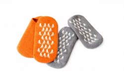 Силиконовые носочки для увлажнения стоп